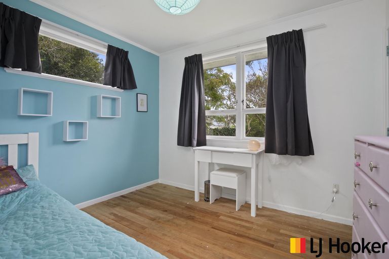 Photo of property in 3 Cargill Street, Papakura, 2110