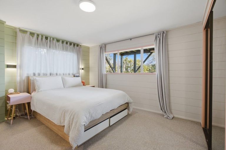 Photo of property in 17a Saint Ives Grove, Whalers Gate, New Plymouth, 4310
