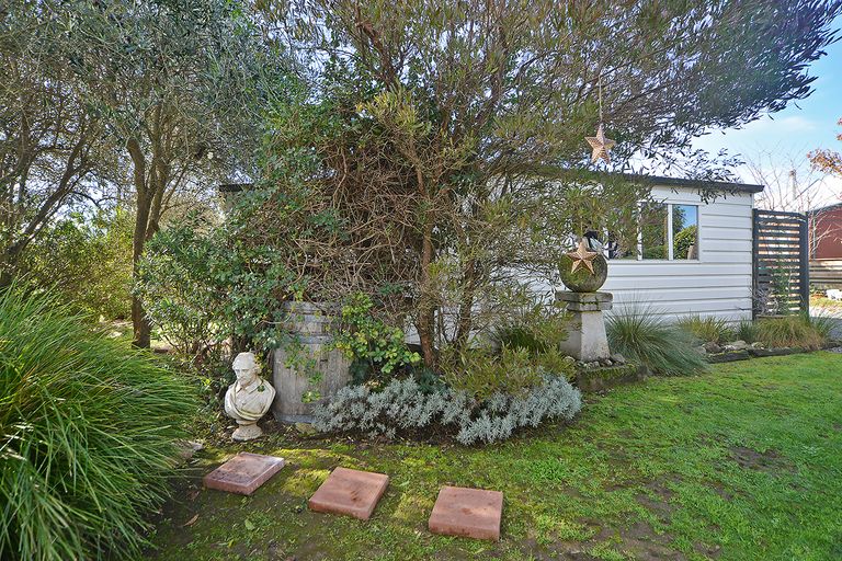 Photo of property in 4 Venice Street, Martinborough, 5711