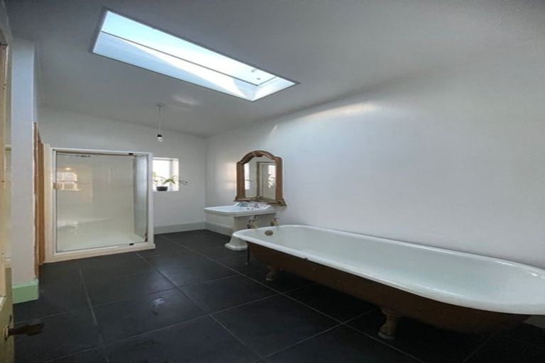 Photo of property in 66 Laurence Street, Waltham, Christchurch, 8011