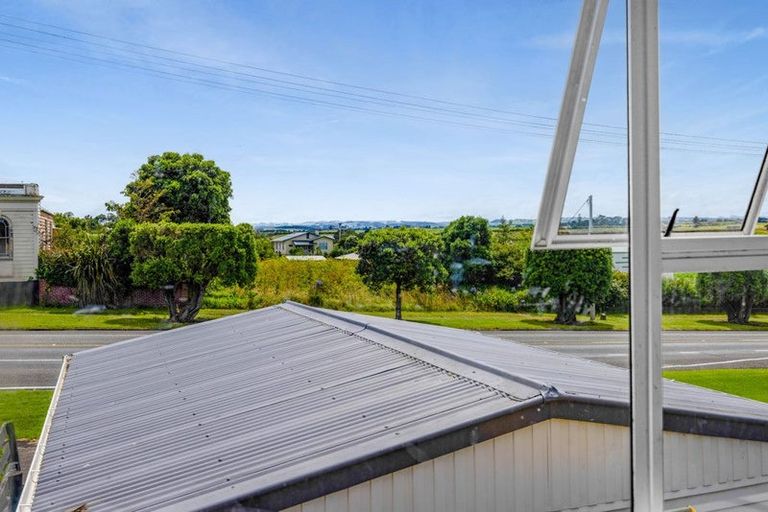 Photo of property in 49 Bedford Street, Patea, 4520