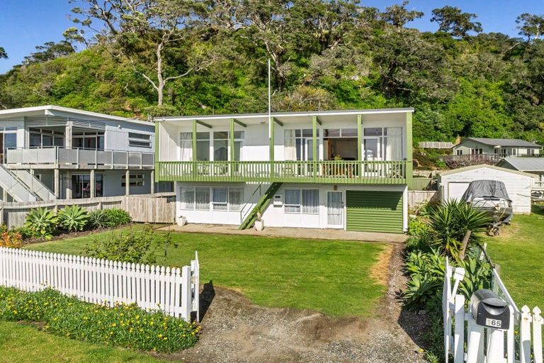 Photo of property in 165 Oakura Road, Oakura, Hikurangi, 0184