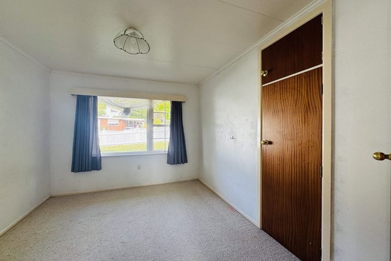 Photo of property in 36 Holland Street, Wainuiomata, Lower Hutt, 5014