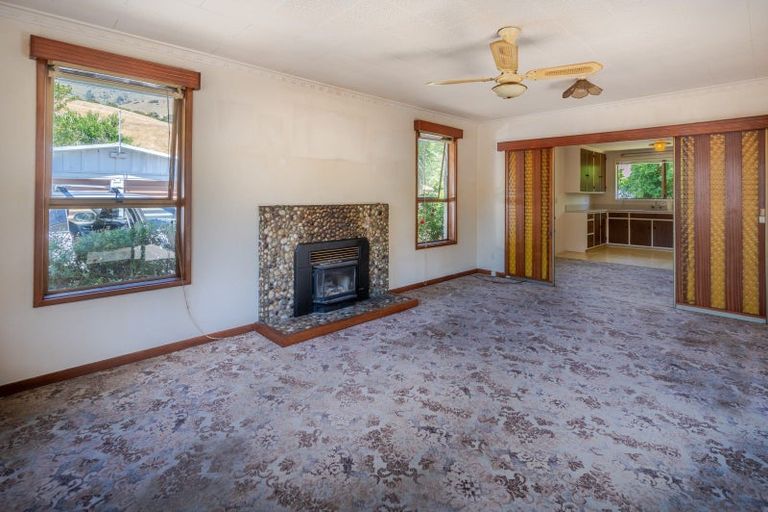 Photo of property in 4514 Christchurch Akaroa Road, Little River, 7591