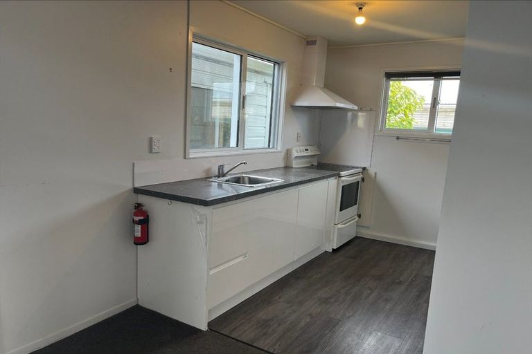 Photo of property in 12 Adkin Avenue, Levin, 5510