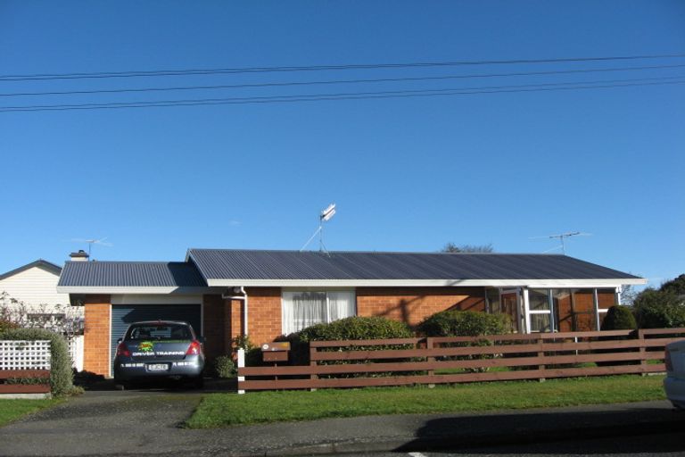 Photo of property in 74 Durham Street, Winton, 9720