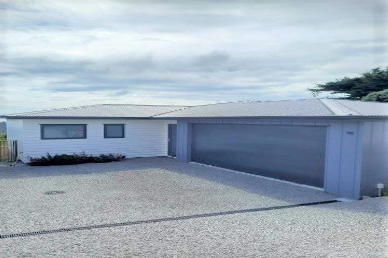 Photo of property in 98a Conclusion Street, Ascot Park, Porirua, 5024