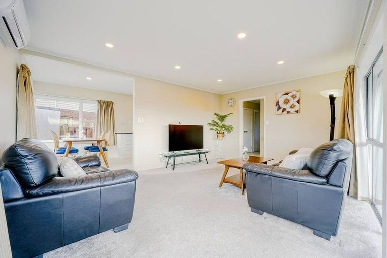 Photo of property in 3 Parkview Place, Pakuranga, Auckland, 2010
