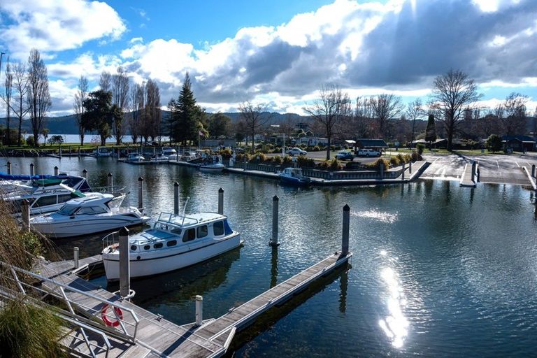 Photo of property in 18 The Fairways, Kinloch, Taupo, 3377