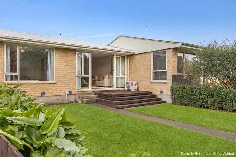 Photo of property in 2/43 Whitmore Street, Edgeware, Christchurch, 8013