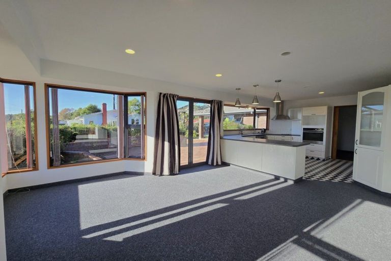 Photo of property in 16 Gibson Street, Ross, 7812