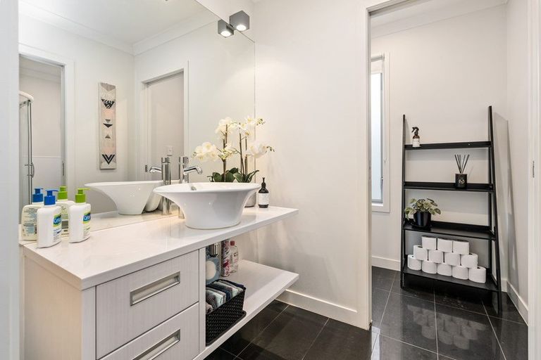 Photo of property in 111a Carlyle Street, Leamington, Cambridge, 3432