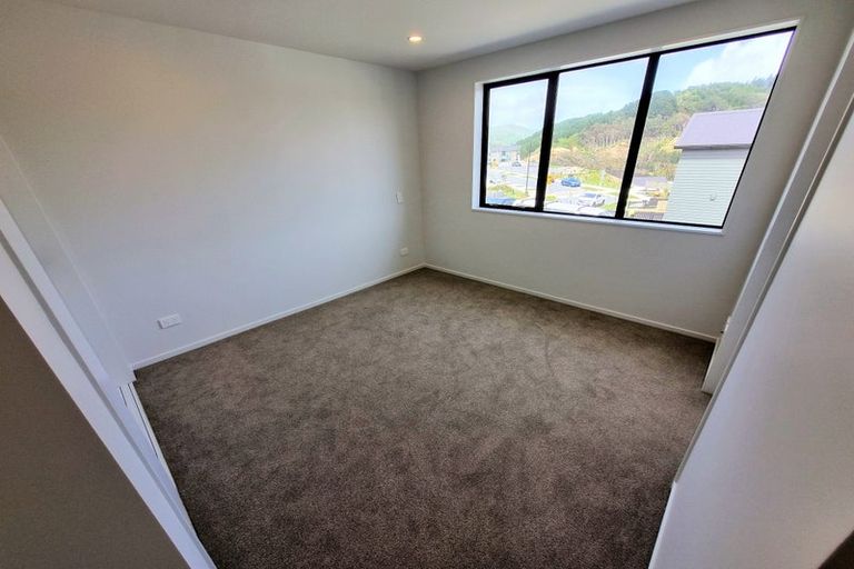 Photo of property in 17 Bee Lane, Whitby, Porirua, 5024