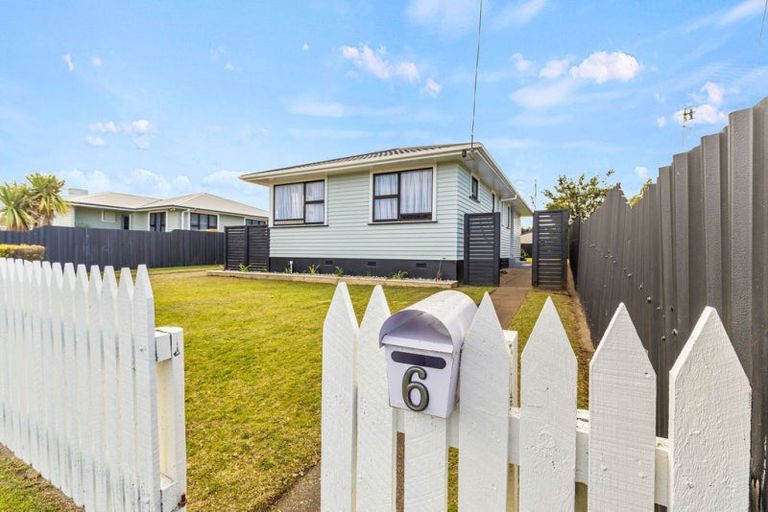 Photo of property in 6 Omori Place, Castlecliff, Whanganui, 4501