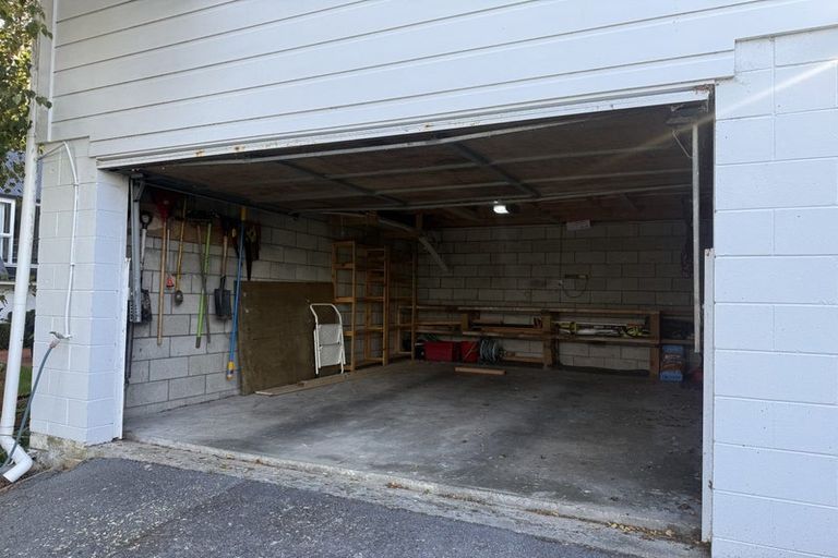 Photo of property in 77 Washington Avenue, Brooklyn, Wellington, 6021