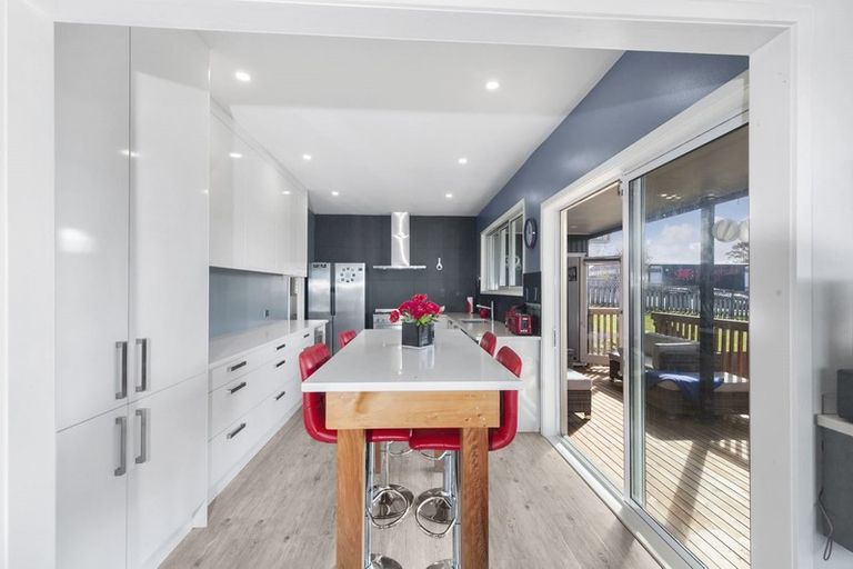 Photo of property in 156 Glamorgan Drive, Torbay, Auckland, 0630