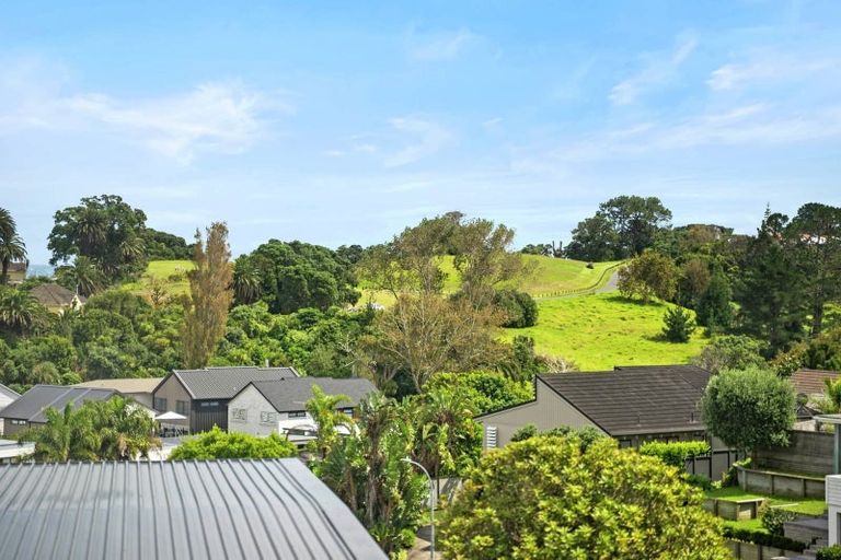 Photo of property in 1/21 Clovelly Road, Bucklands Beach, Auckland, 2012
