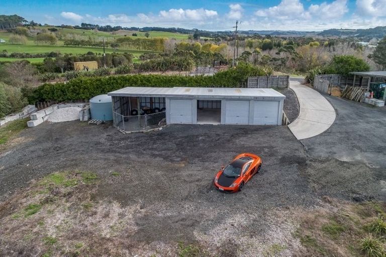 Photo of property in 25 Hull Road, Waitoki, Kaukapakapa, 0871