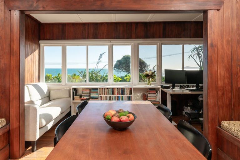 Photo of property in 134 The Parade, Paekakariki, 5034