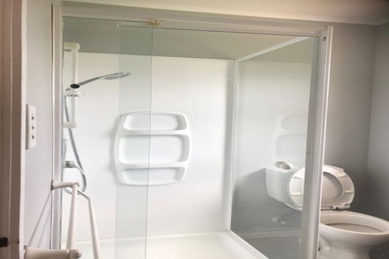 Photo of property in 3/53 Shakespeare Road, Milford, Auckland, 0620