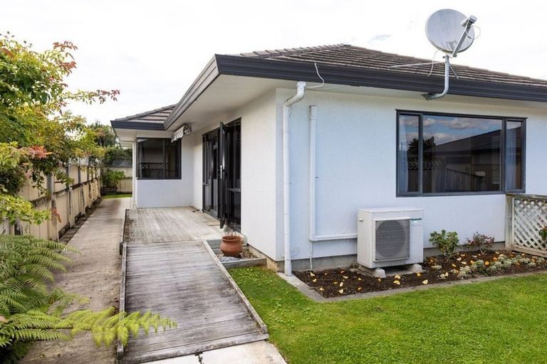 Photo of property in 2b Forward Street, Greenmeadows, Napier, 4112