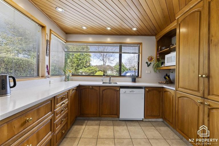 Photo of property in 55 Holyhead Street, Outram, 9019