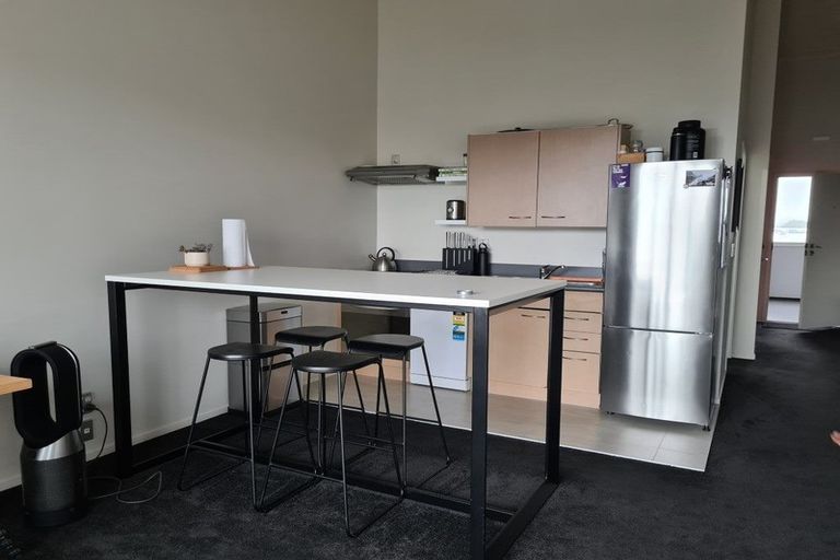 Photo of property in 304/3 Morningside Drive, Morningside, Auckland, 1025