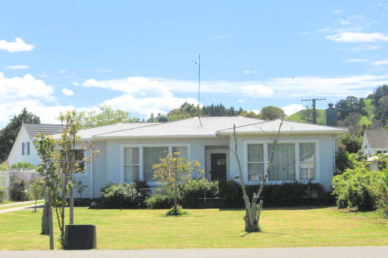 Photo of property in 62 Iranui Road, Inner Kaiti, Gisborne, 4010