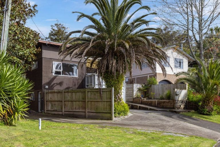 Photo of property in 29 Elliston Crescent, Stanmore Bay, Whangaparaoa, 0932