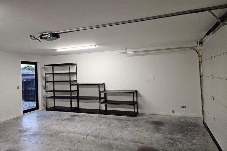 Photo of property in 4 Schofield Lane, Hornby, Christchurch, 8025