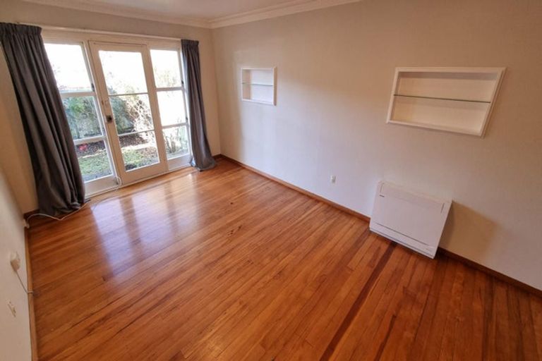 Photo of property in 331 Waiwhetu Road, Fairfield, Lower Hutt, 5011