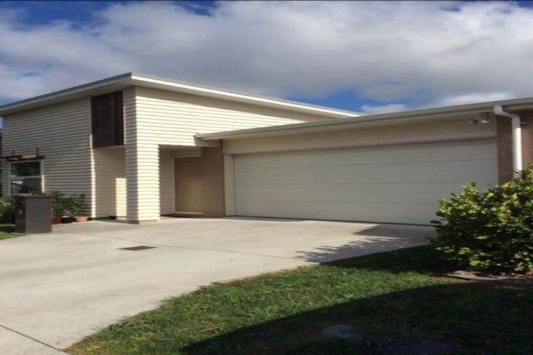 Photo of property in 26 Pipipi Crescent, Takanini, 2112