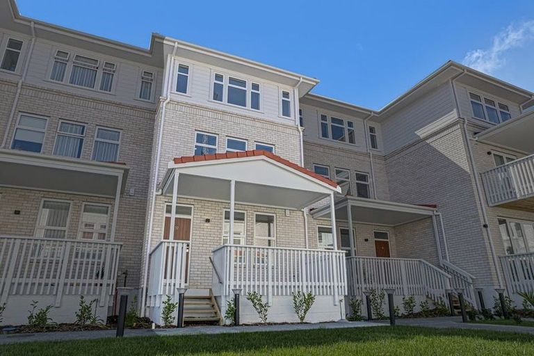 Photo of property in 32 Whautapu Court, Avondale, 1026