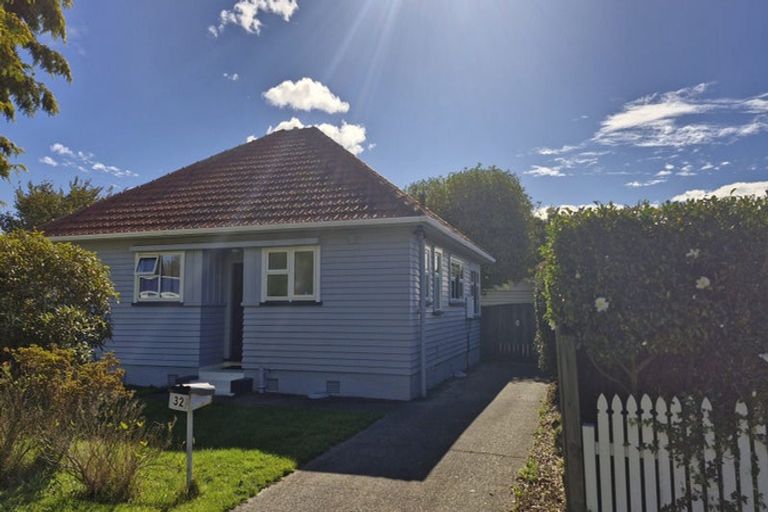Photo of property in 32 Wallace Crescent, Glenholme, Rotorua, 3010
