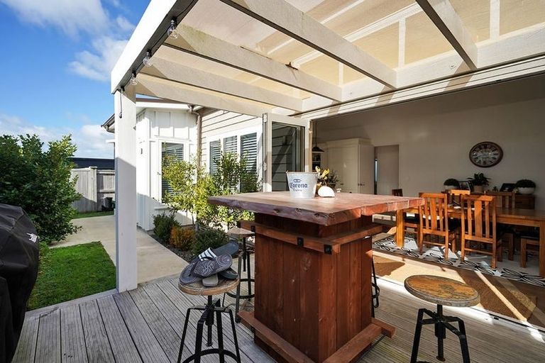 Photo of property in 6 Ascarina Way, Papamoa Beach, Papamoa, 3118