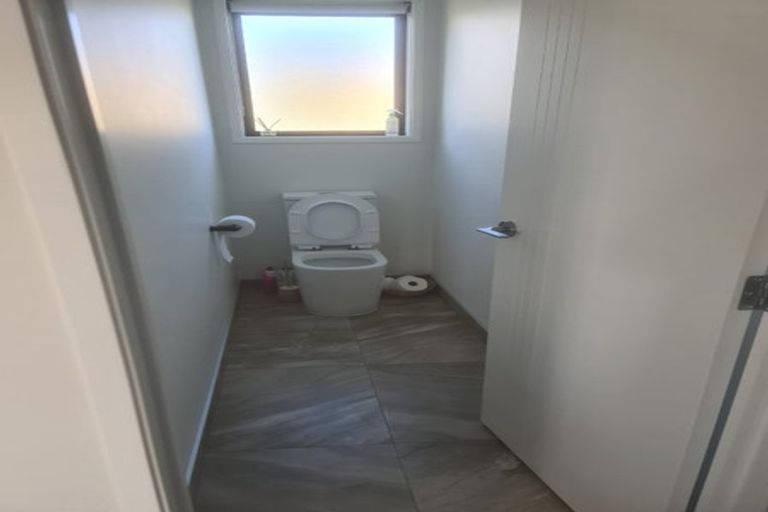 Photo of property in 2 Winstone House Road, Paerata, 2124