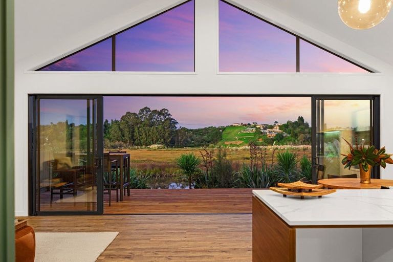 Photo of property in 5 Pekapeka Lane, Poike, Tauranga, 3112