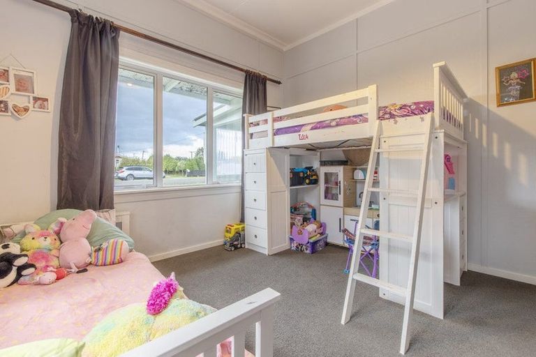 Photo of property in 42 Sydney Street, Takapau, 4203