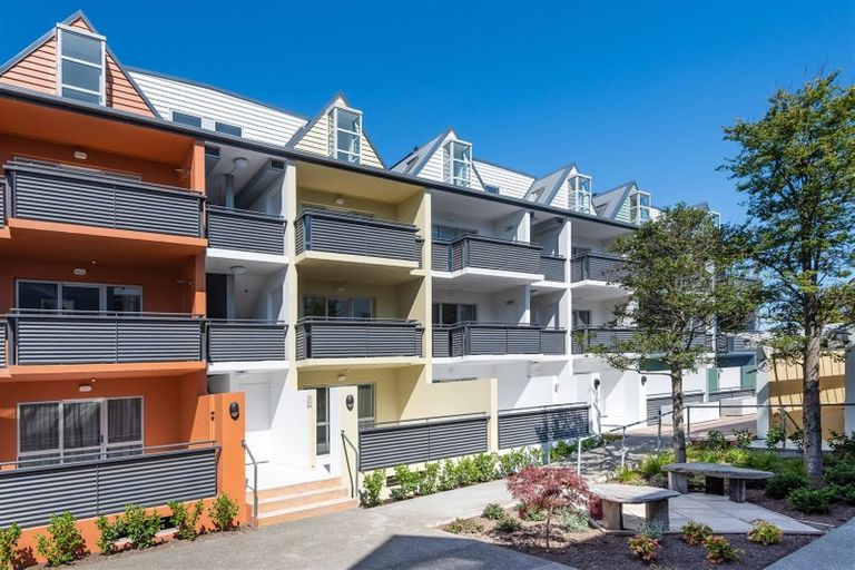 Photo of property in Amuri Park Apartments, 24/280 Bealey Avenue, Christchurch Central, Christchurch, 8013