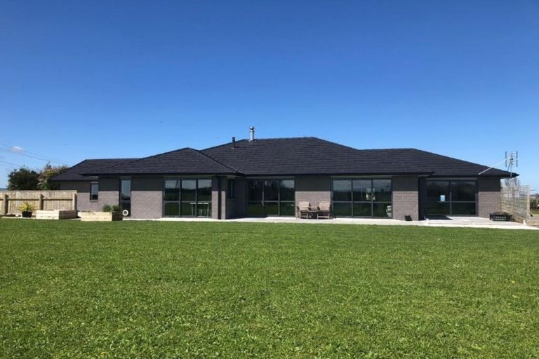 Photo of property in 272 Austin Road, Normanby, Hawera, 4673
