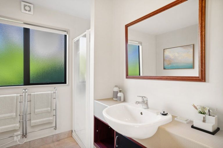 Photo of property in 13 Goldleaf Hill, Queenstown, 9300