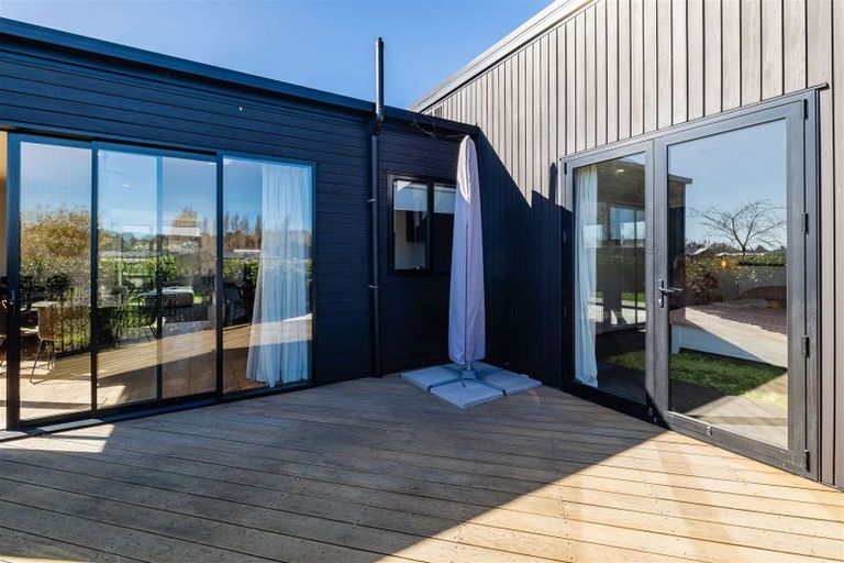 Photo of property in 11 Blaenavon Place, Halswell, Christchurch, 8025