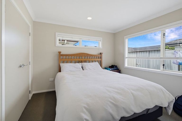 Photo of property in 5 Pania Place, Poraiti, Napier, 4112