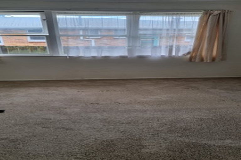 Photo of property in 85 Lincoln Road, Henderson, Auckland, 0610