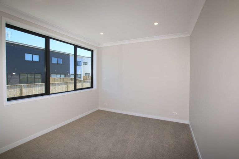 Photo of property in 23b O'meara Street, Swanson, Auckland, 0614
