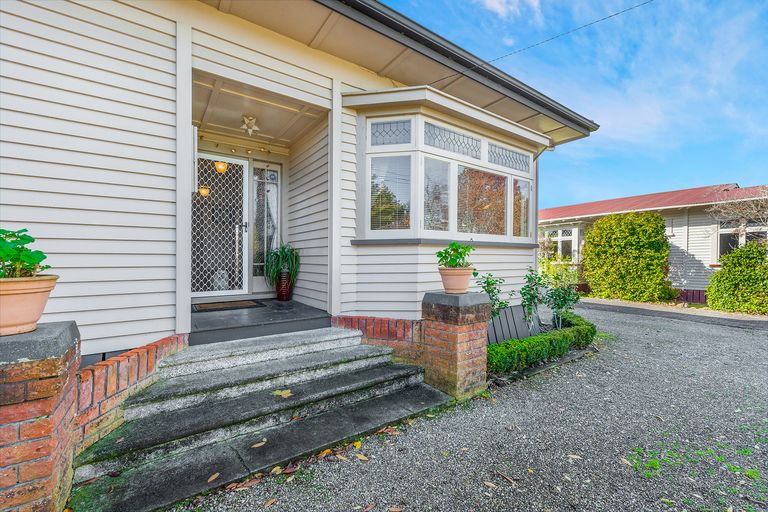 Photo of property in 154 Studholme Street, Morrinsville, 3300