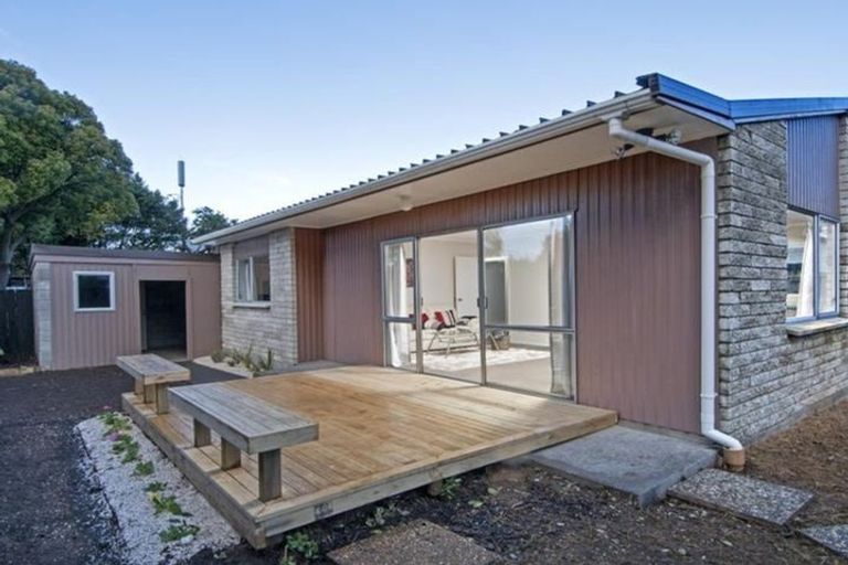 Photo of property in 2/32a Reagan Road, Manukau, Auckland, 2025