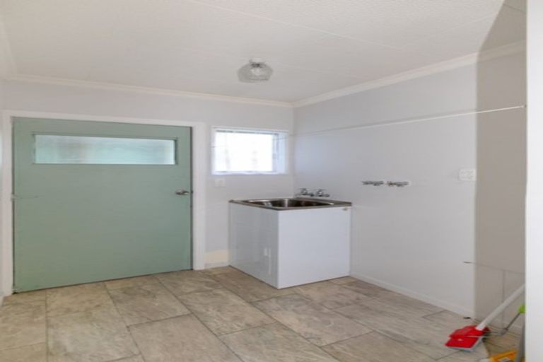 Photo of property in 13c Burns Street, South Dunedin, Dunedin, 9012