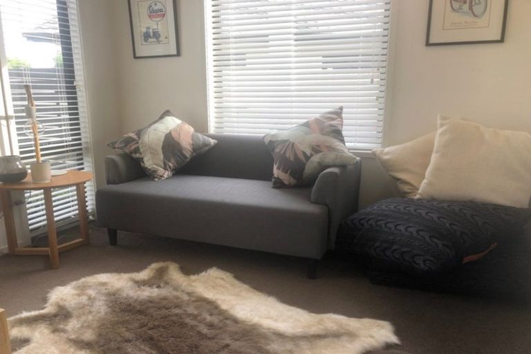 Photo of property in 11 Kirkpatrick Place, Havelock North, 4130