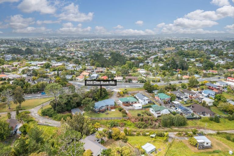 Photo of property in 456 Don Buck Road, Massey, Auckland, 0614
